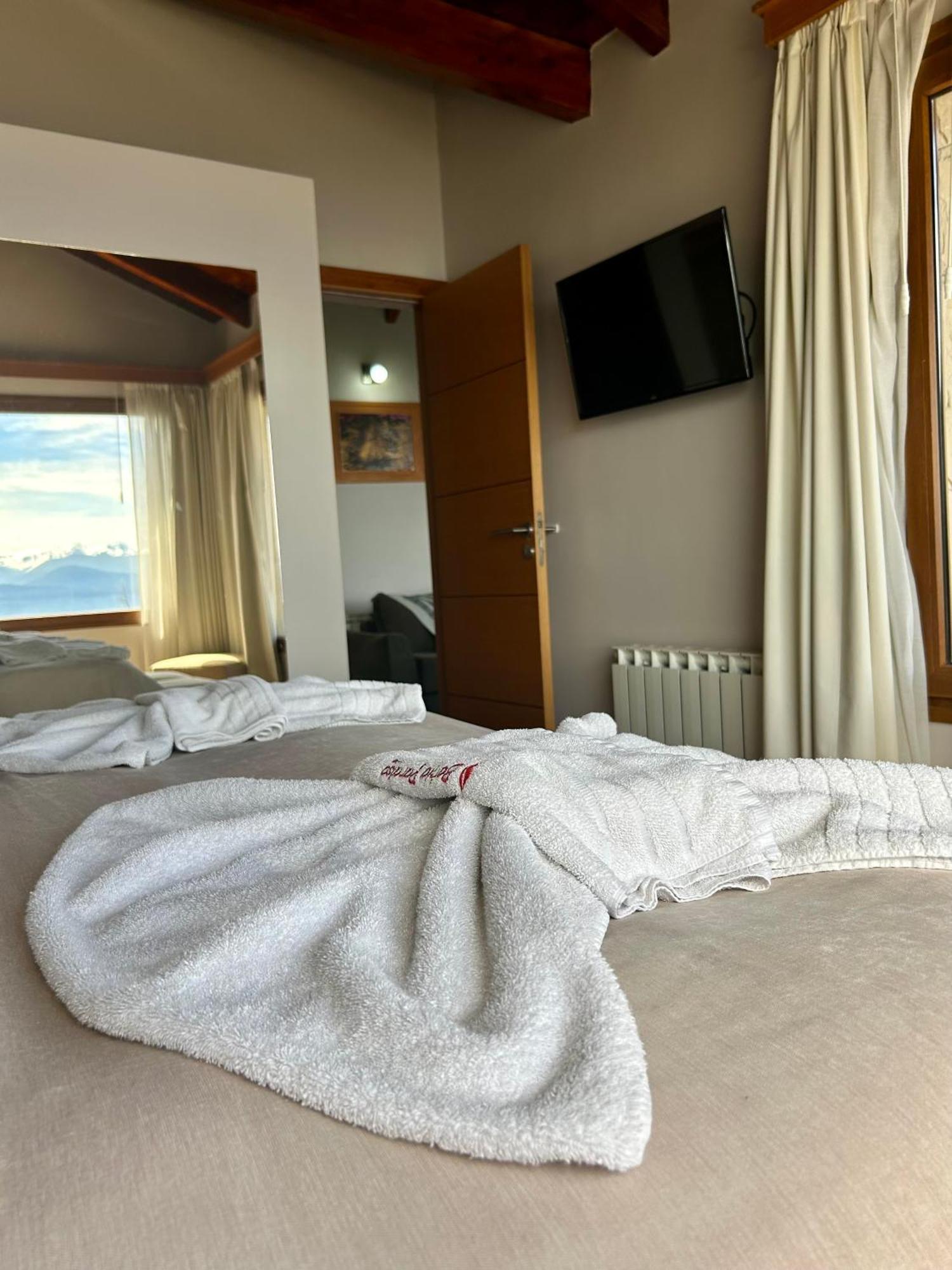Bahia Paraiso Apart & Suites Сан Карлос де Барилоче Екстериор снимка