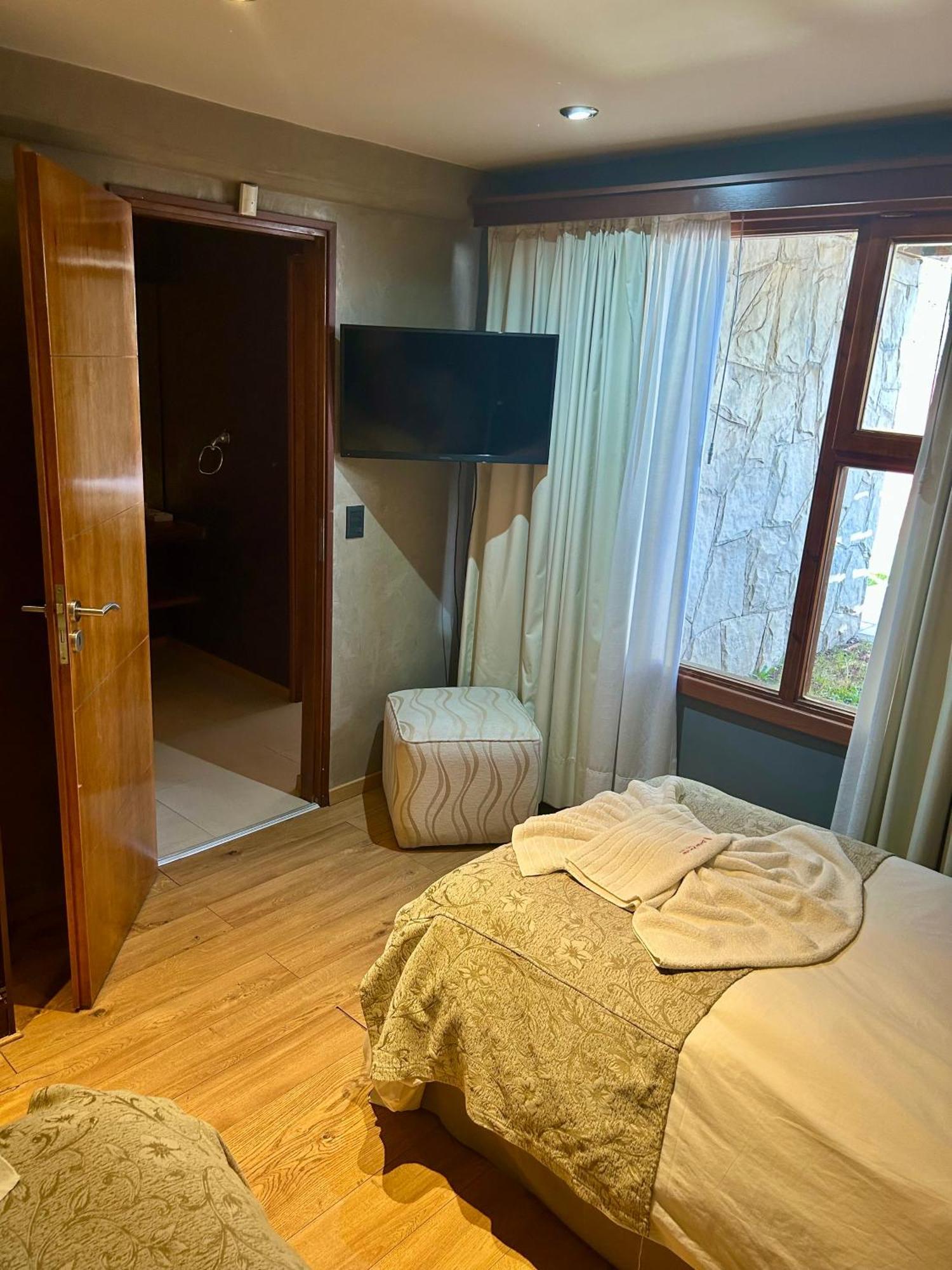 Bahia Paraiso Apart & Suites Сан Карлос де Барилоче Екстериор снимка