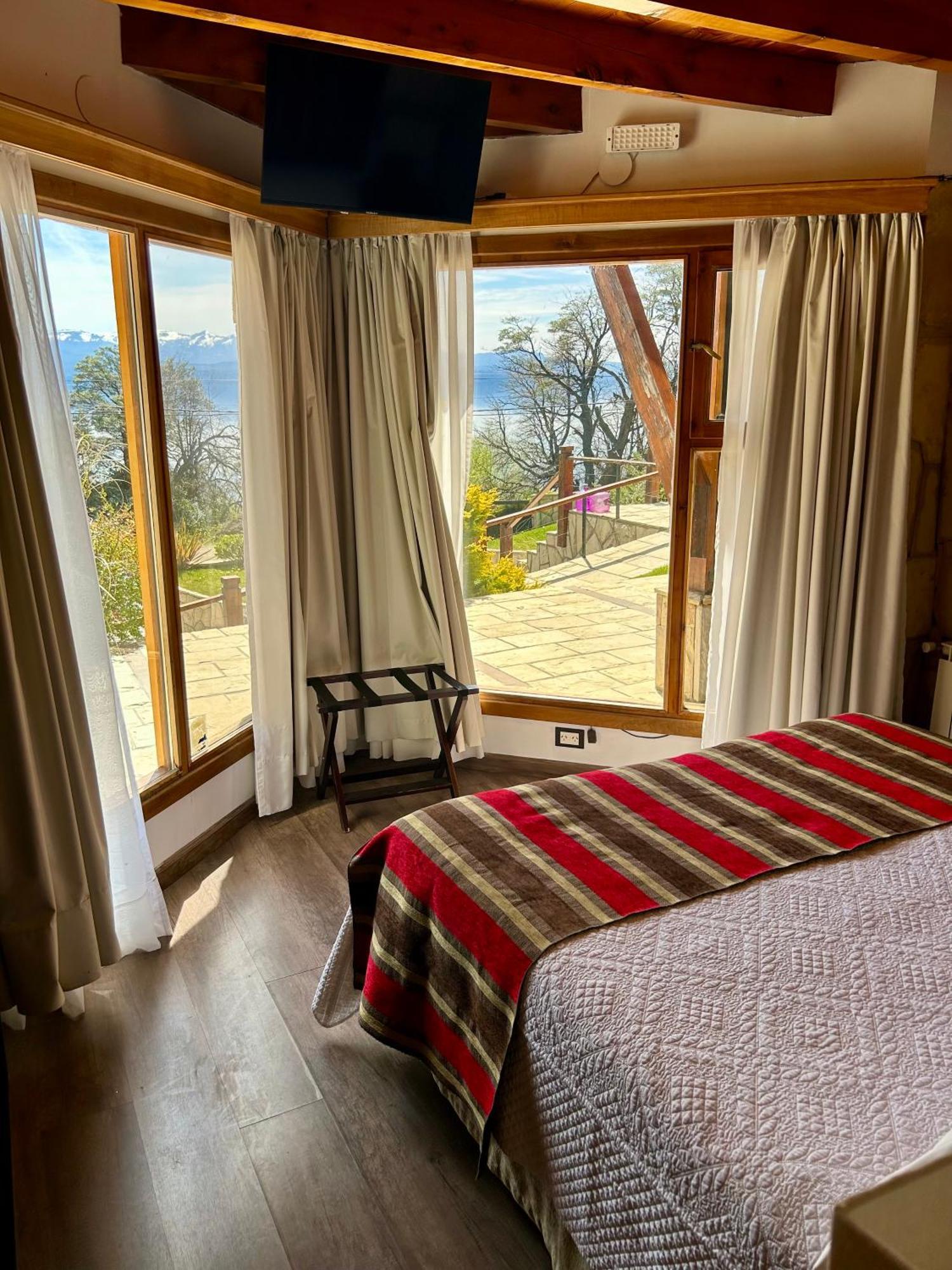 Bahia Paraiso Apart & Suites Сан Карлос де Барилоче Екстериор снимка