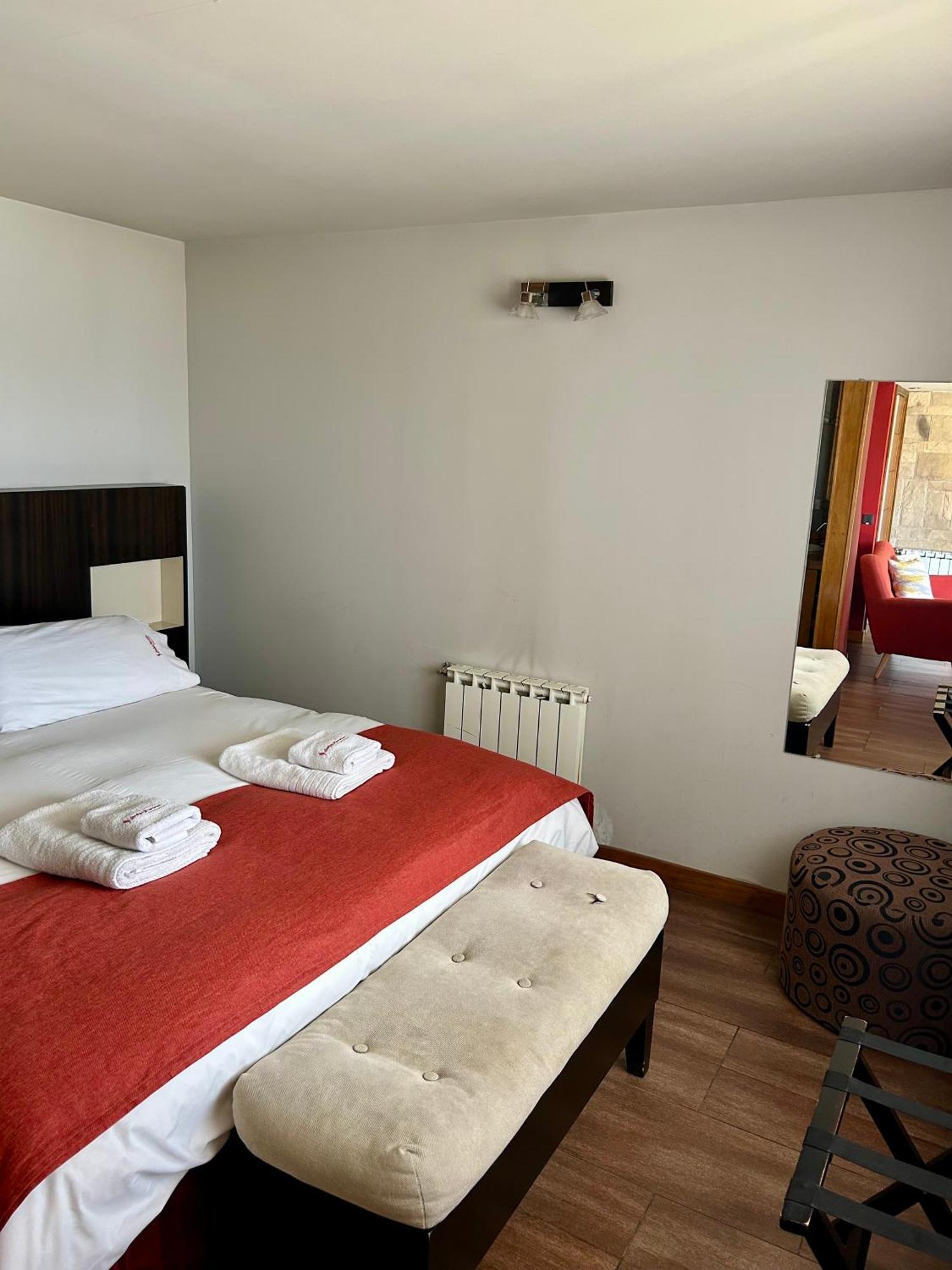 Bahia Paraiso Apart & Suites Сан Карлос де Барилоче Екстериор снимка